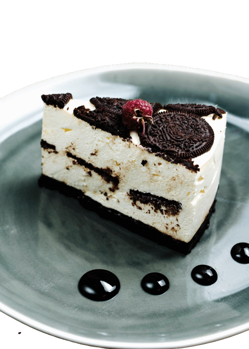 Oreo Cookies & Cream Cheesecake